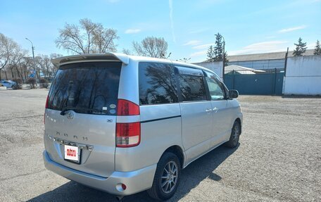 Toyota Noah III, 2005 год, 920 000 рублей, 8 фотография