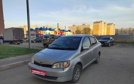 Toyota Platz, 2000 год, 485 000 рублей, 1 фотография