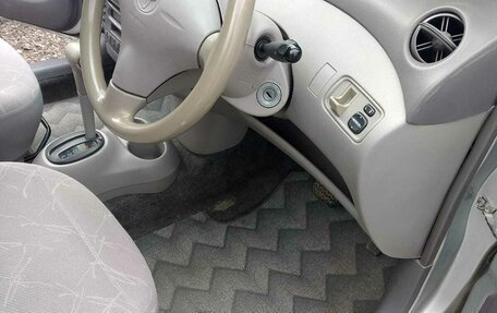 Toyota Platz, 2000 год, 485 000 рублей, 6 фотография