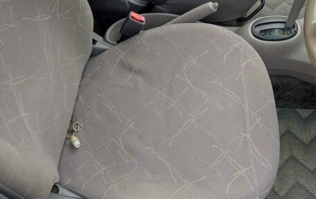 Toyota Platz, 2000 год, 485 000 рублей, 10 фотография