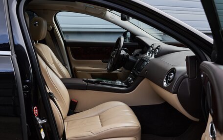 Jaguar XJ IV (X351), 2016 год, 3 150 000 рублей, 6 фотография