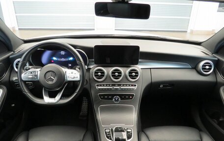 Mercedes-Benz C-Класс, 2018 год, 2 950 000 рублей, 6 фотография