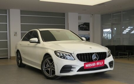 Mercedes-Benz C-Класс, 2018 год, 2 950 000 рублей, 3 фотография