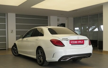 Mercedes-Benz C-Класс, 2018 год, 2 950 000 рублей, 4 фотография