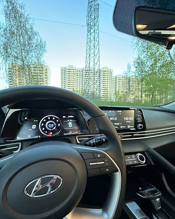 Hyundai Elantra, 2022 год, 2 195 000 рублей, 3 фотография