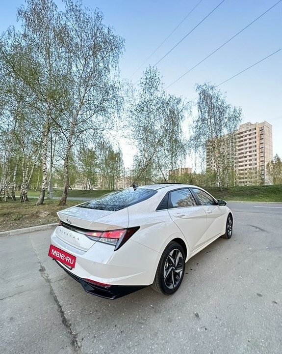 Hyundai Elantra, 2022 год, 2 195 000 рублей, 9 фотография