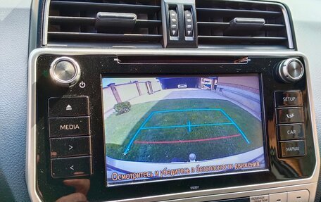 Toyota Land Cruiser Prado 150 рестайлинг 2, 2017 год, 5 000 000 рублей, 6 фотография