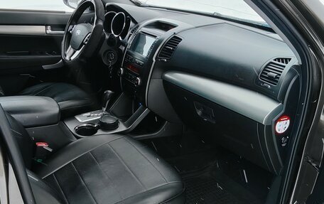 KIA Sorento II рестайлинг, 2010 год, 2 050 000 рублей, 24 фотография