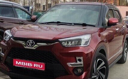 Toyota Raize I, 2021 год, 2 045 000 рублей, 9 фотография