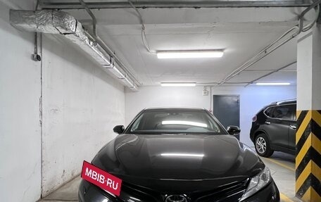 Toyota Camry, 2021 год, 3 200 000 рублей, 3 фотография