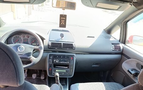 Volkswagen Sharan I рестайлинг, 2000 год, 390 000 рублей, 3 фотография