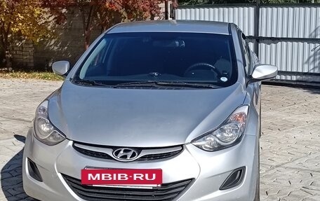 Hyundai Elantra V, 2011 год, 800 000 рублей, 11 фотография