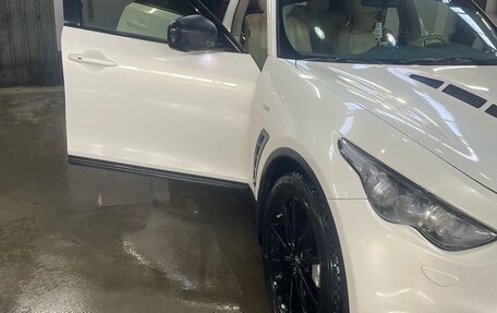 Infiniti FX II, 2012 год, 2 200 000 рублей, 14 фотография