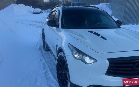 Infiniti FX II, 2012 год, 2 200 000 рублей, 5 фотография