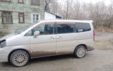 Nissan Serena II, 2002 год, 100 000 рублей, 2 фотография
