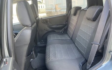 Chevrolet Niva I рестайлинг, 2017 год, 940 000 рублей, 5 фотография
