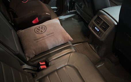Volkswagen Teramont I, 2018 год, 3 800 000 рублей, 9 фотография