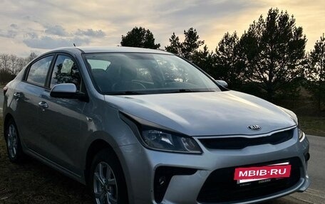 KIA Rio IV, 2017 год, 1 135 000 рублей, 2 фотография