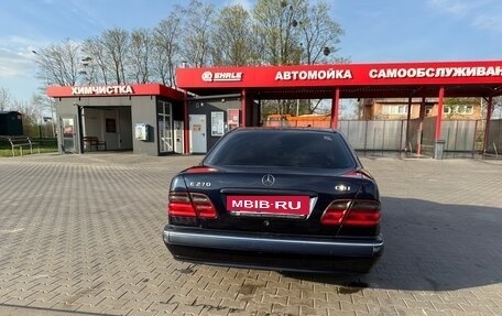 Mercedes-Benz E-Класс, 1996 год, 340 000 рублей, 7 фотография