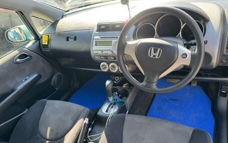 Honda Fit III, 2006 год, 499 000 рублей, 5 фотография