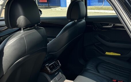Audi A8, 2010 год, 2 000 000 рублей, 7 фотография