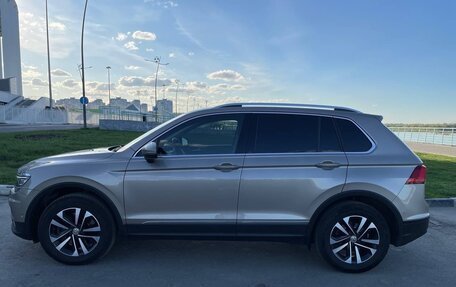Volkswagen Tiguan II, 2019 год, 3 400 000 рублей, 5 фотография