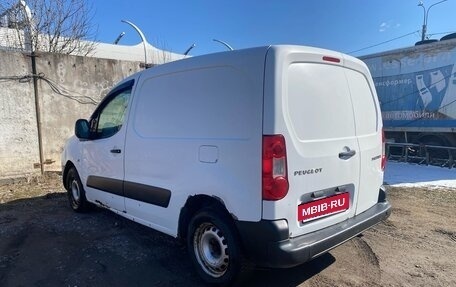 Peugeot Partner II рестайлинг 2, 2011 год, 449 000 рублей, 4 фотография
