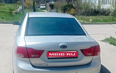 KIA Magentis II рестайлинг, 2008 год, 900 000 рублей, 13 фотография