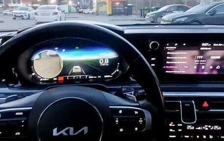 KIA K5, 2021 год, 2 400 000 рублей, 12 фотография