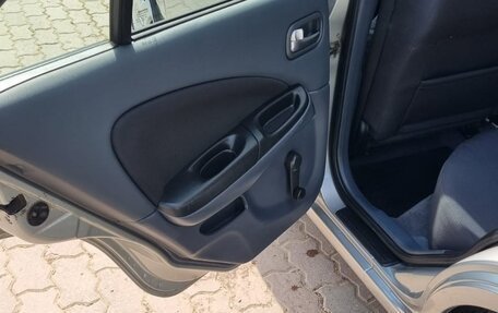 Nissan Almera, 2005 год, 700 000 рублей, 11 фотография