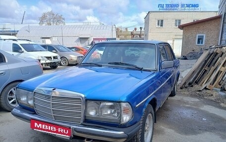 Mercedes-Benz W123, 1979 год, 270 000 рублей, 3 фотография