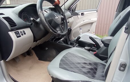 Mitsubishi Pajero Sport II рестайлинг, 2012 год, 1 500 000 рублей, 6 фотография