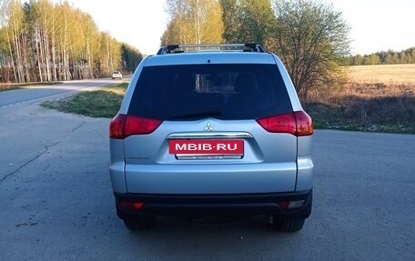 Mitsubishi Pajero Sport II рестайлинг, 2012 год, 1 500 000 рублей, 2 фотография