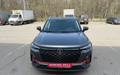 Changan CS35 Plus, 2023 год, 1 890 000 рублей, 2 фотография