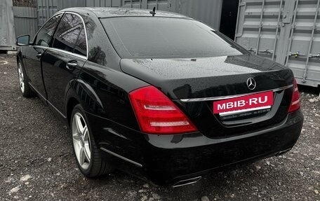 Mercedes-Benz S-Класс, 2013 год, 1 800 000 рублей, 2 фотография