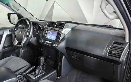 Toyota Land Cruiser Prado 150 рестайлинг 2, 2015 год, 3 295 000 рублей, 9 фотография