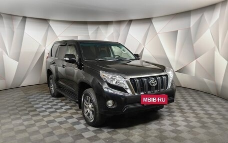 Toyota Land Cruiser Prado 150 рестайлинг 2, 2015 год, 3 295 000 рублей, 3 фотография