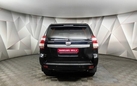 Toyota Land Cruiser Prado 150 рестайлинг 2, 2015 год, 3 295 000 рублей, 8 фотография