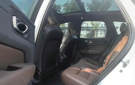 Volvo XC60 II, 2021 год, 2 650 000 рублей, 9 фотография