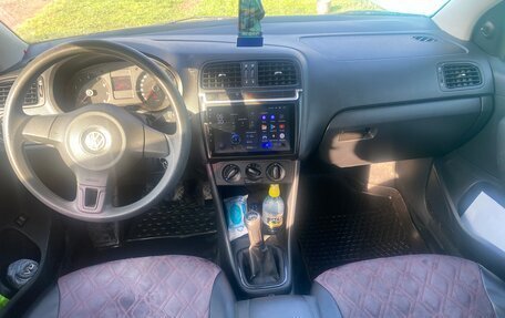 Volkswagen Polo VI (EU Market), 2010 год, 520 000 рублей, 5 фотография