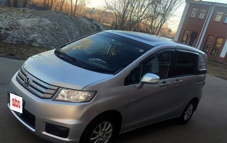 Honda Freed I, 2012 год, 1 070 000 рублей, 4 фотография