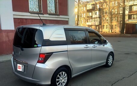 Honda Freed I, 2012 год, 1 070 000 рублей, 2 фотография