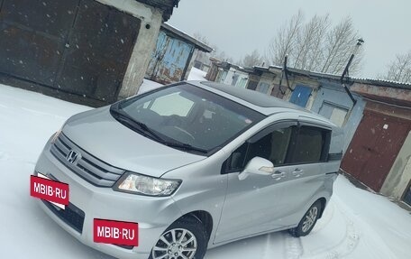 Honda Freed I, 2012 год, 1 070 000 рублей, 5 фотография