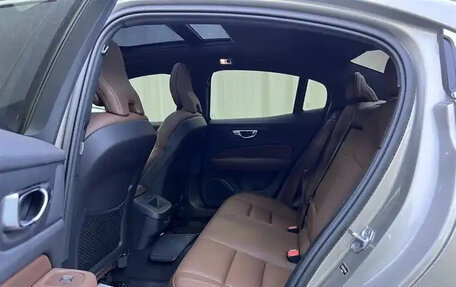 Volvo S60 III, 2021 год, 2 500 000 рублей, 13 фотография