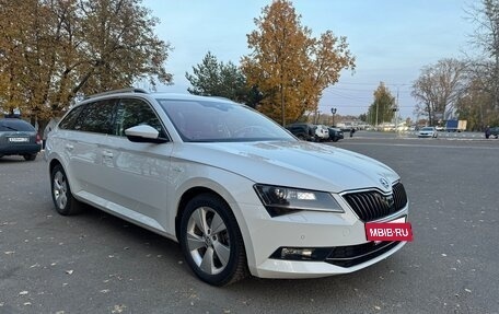 Skoda Superb III рестайлинг, 2018 год, 2 950 000 рублей, 3 фотография