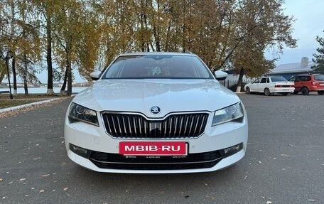Skoda Superb III рестайлинг, 2018 год, 2 950 000 рублей, 2 фотография