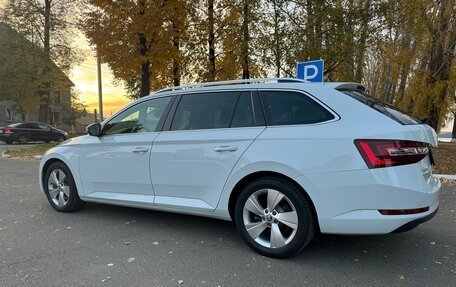 Skoda Superb III рестайлинг, 2018 год, 2 950 000 рублей, 16 фотография