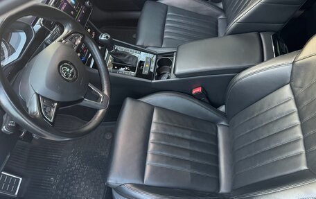 Skoda Superb III рестайлинг, 2018 год, 2 950 000 рублей, 18 фотография