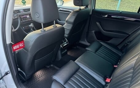 Skoda Superb III рестайлинг, 2018 год, 2 950 000 рублей, 17 фотография