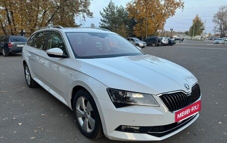 Skoda Superb III рестайлинг, 2018 год, 2 950 000 рублей, 26 фотография